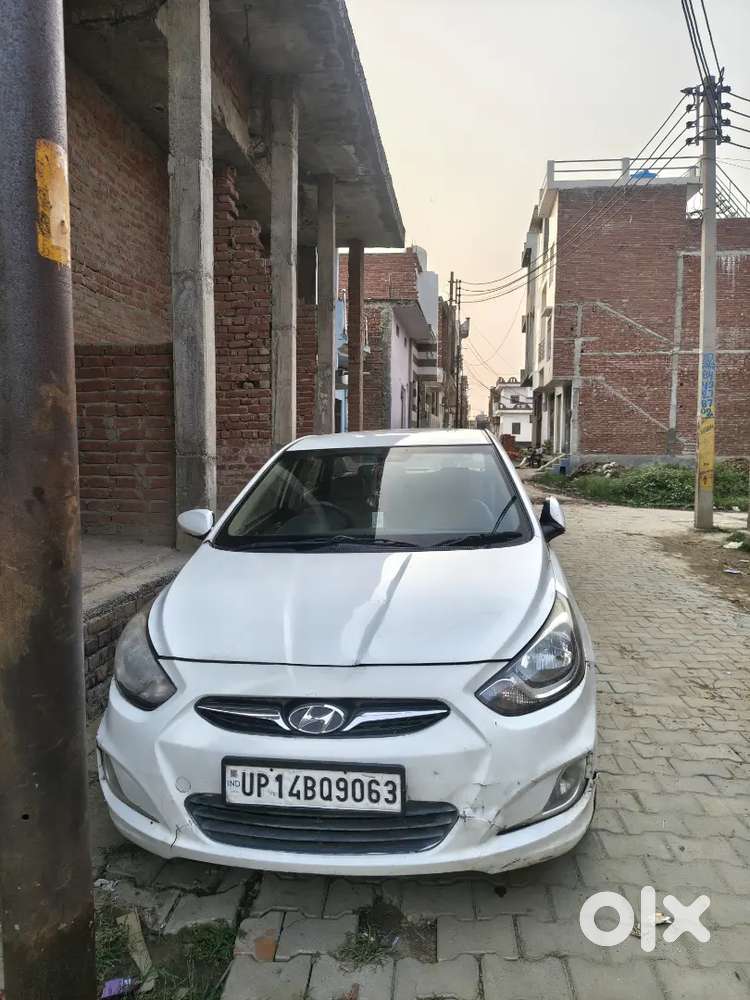 Hyundai Verna Diesel Manual 2012 Variant