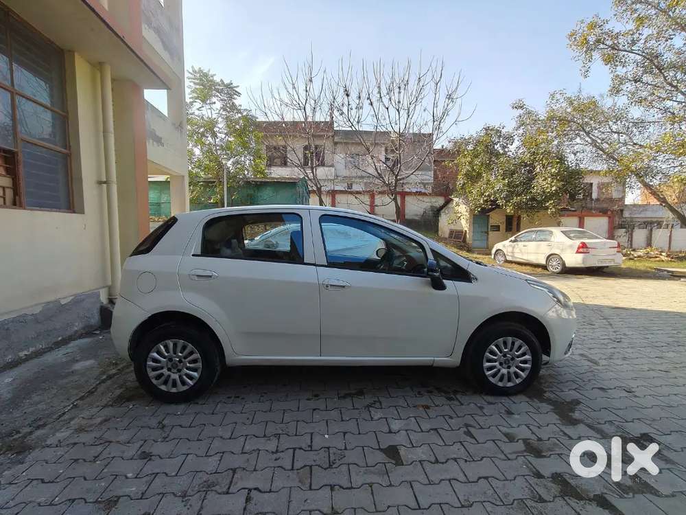 Fiat Punto Evo 2015 Diesel 94000 Km Driven