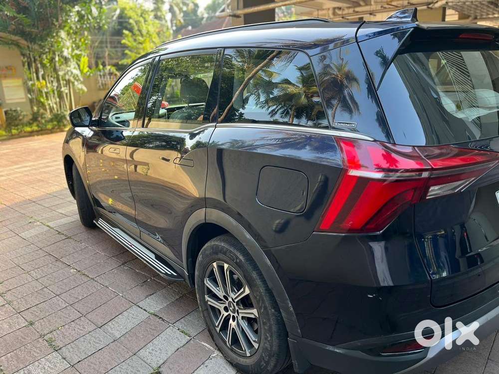 Mahindra Xuv700 2022 Diesel Well Maintained