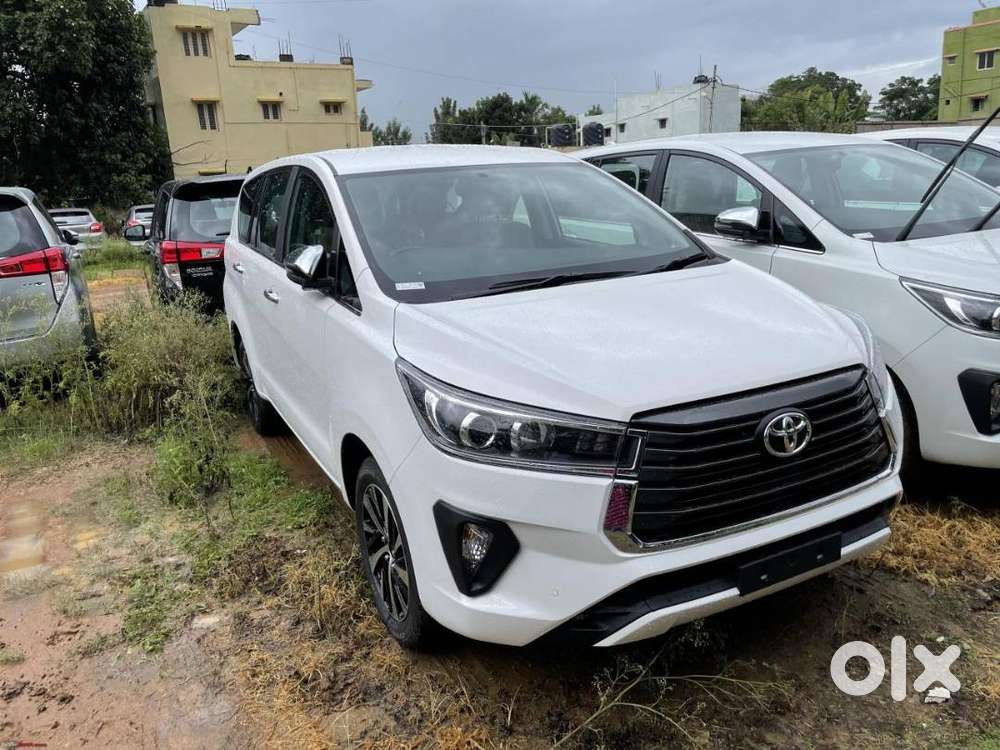 Toyota Innova Crysta 2017