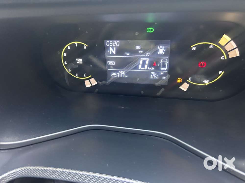 Tata Nexon Smart Plus1.2 Revotron Petrol 5 Mt, 2024, Petrol