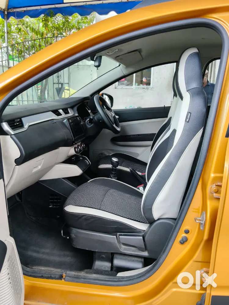 Renault Triber 1.0 Rxz 2021 Dual Tone