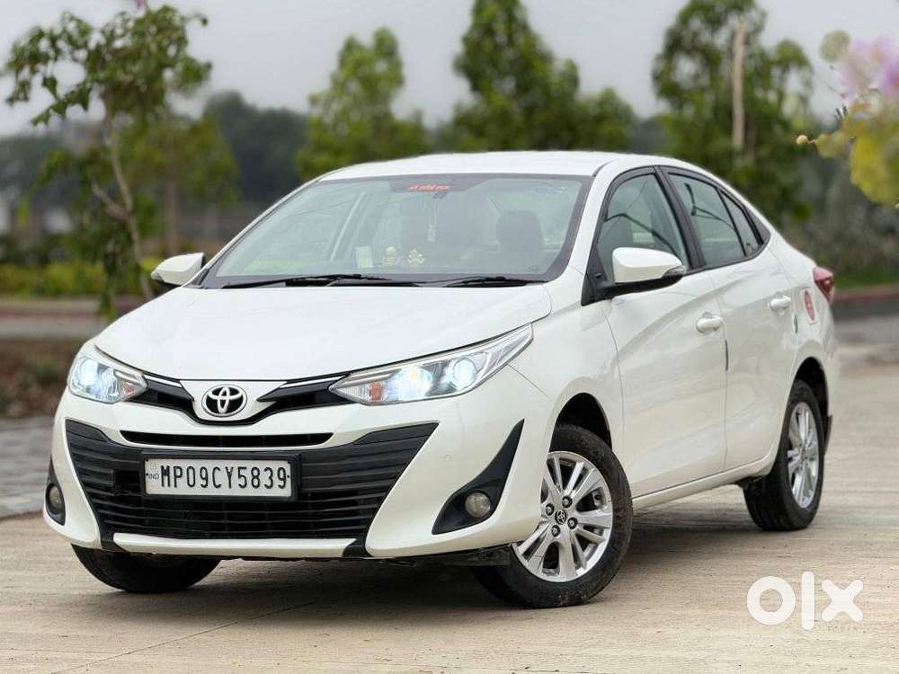 Toyota Yaris Vx, 2018, Cng & Hybrids