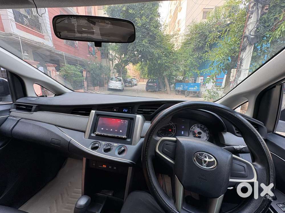 Toyota Innova Crysta 2.8 Gx At, 2016, Diesel