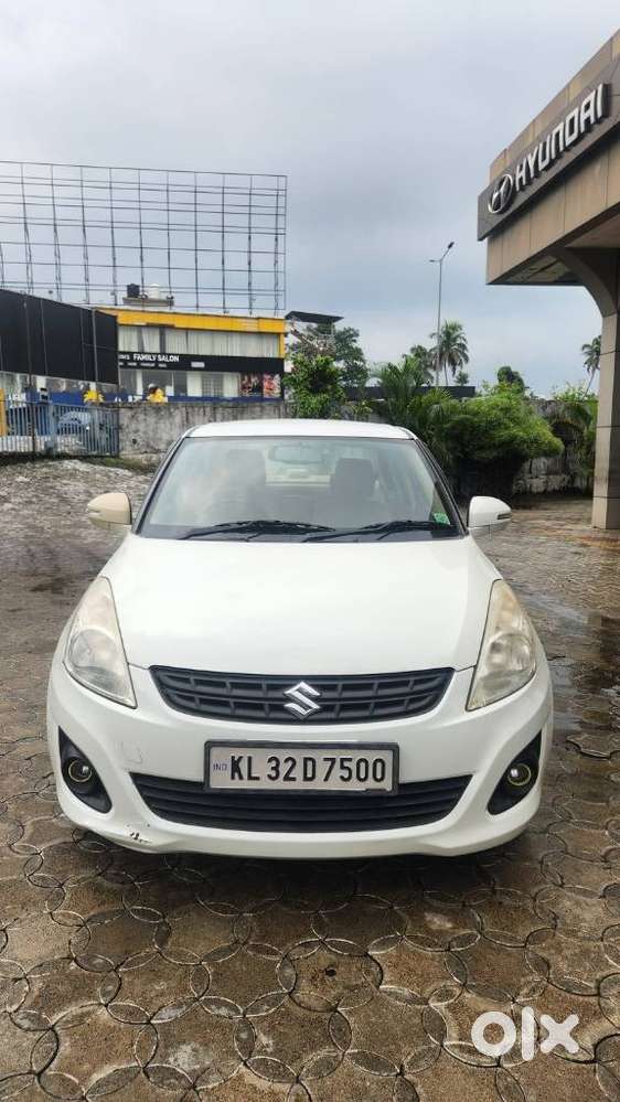 Maruti Suzuki Swift Dzire 1.2 Zxi Bsiv, 2012, Petrol
