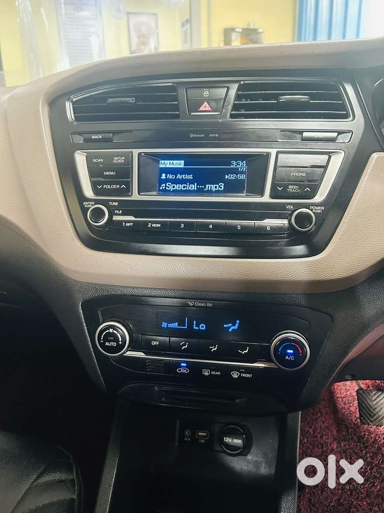 Hyundai I20 Sportz Plus, 2016, Petrol