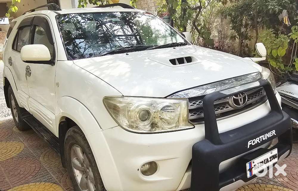Toyota Fortuner 2.8 Diesel 2011