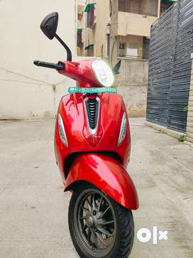 Bajaj chetak deals scooter second hand