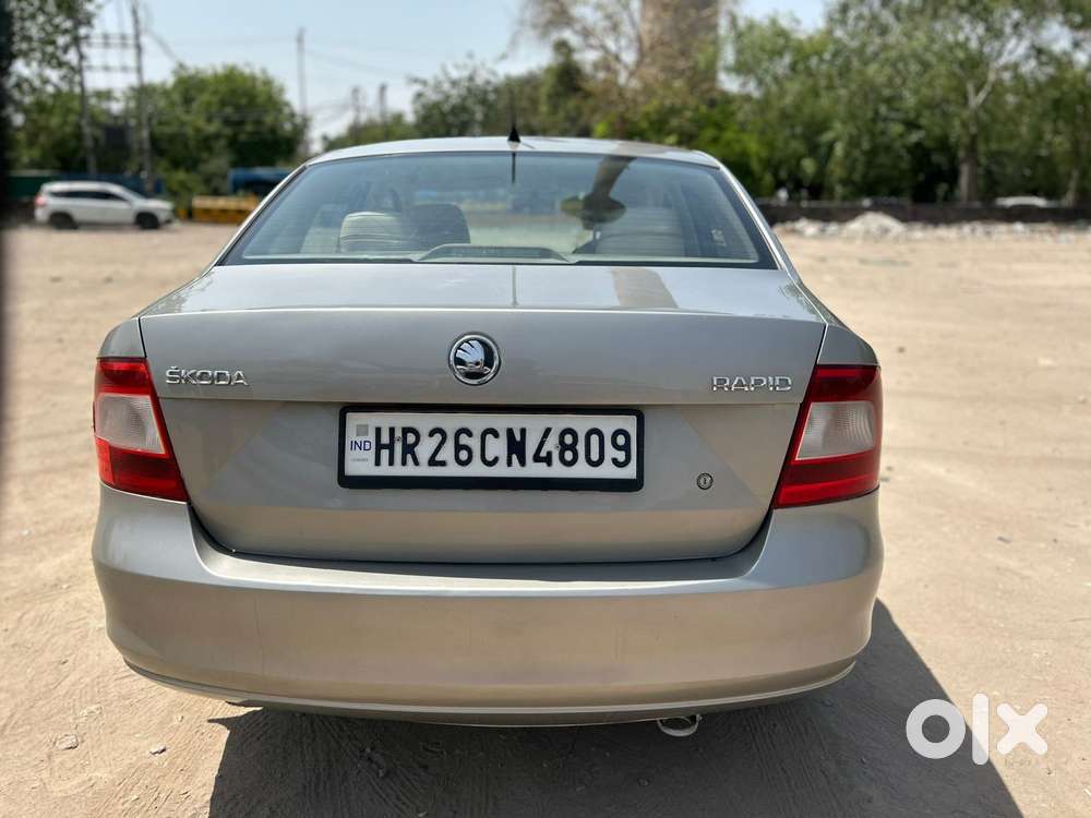 Skoda Rapid 2013-2016 1.6 Mpi Ambition With Alloy Wheel, 2015, Petro..