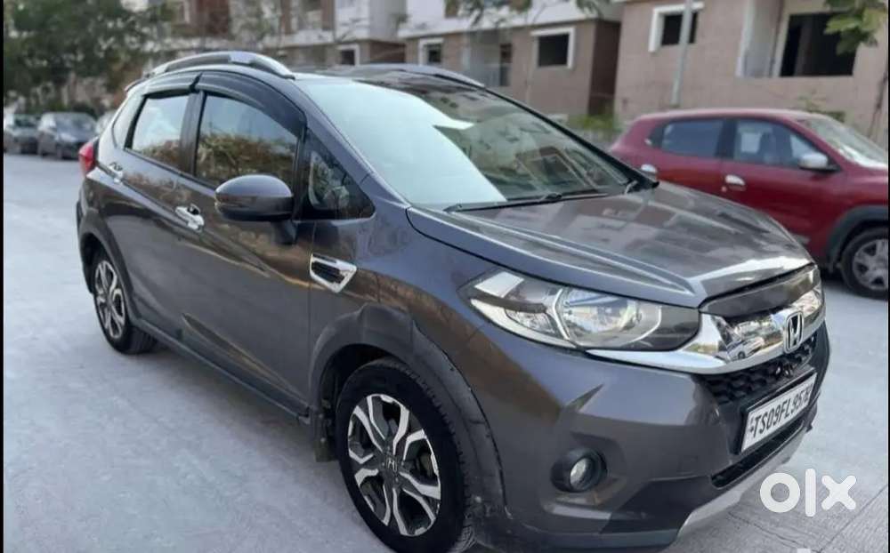 Honda Wrv Vx Top End Diesel With Sunroof 2017 Model
