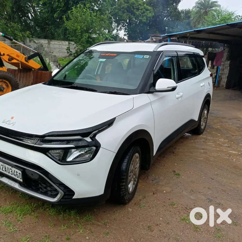 Kia Carens 2024 Petrol 25000 Km Driven