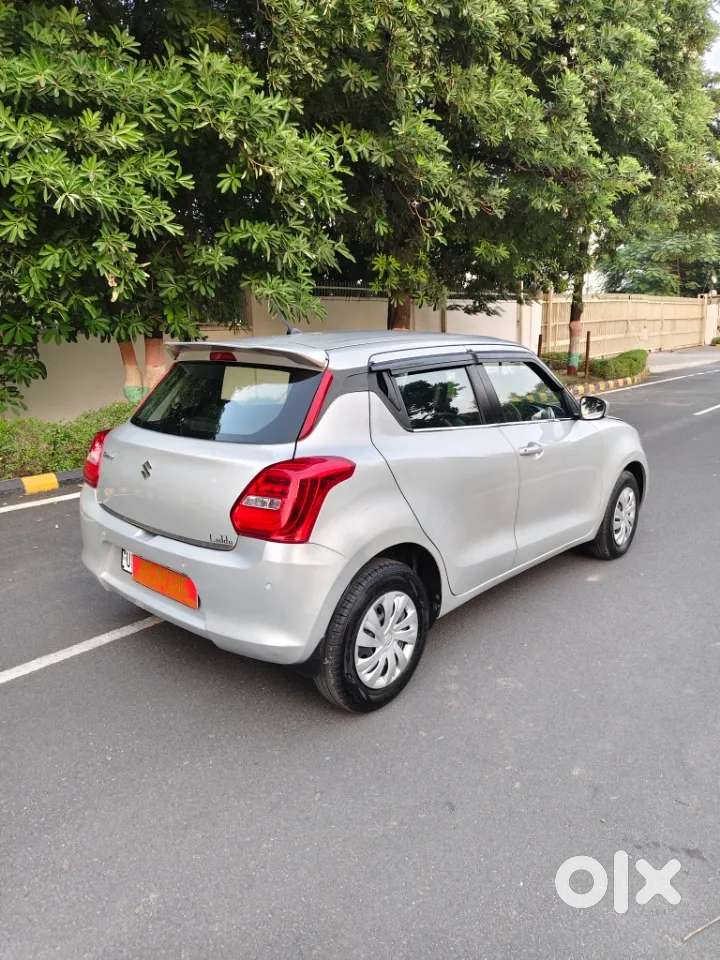 Maruti Suzuki Swift Vxi, 2023, Petrol