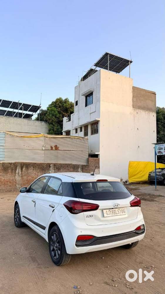 Hyundai I20 1.4 Sportz, 2019, Cng & Hybrids