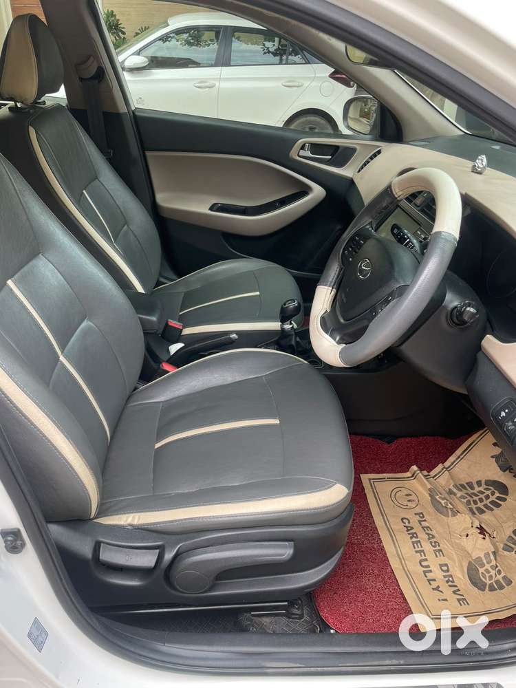 Hyundai I20 Petrol Asta Option, 2018, Petrol