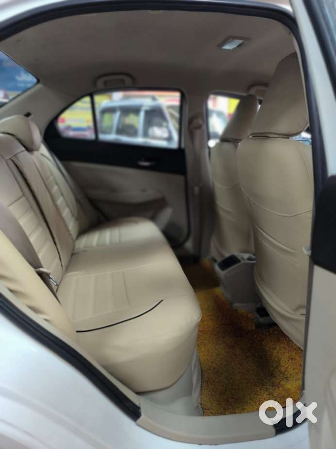 Maruti Suzuki Dzire 1.2 Vxi, 2023, Petrol