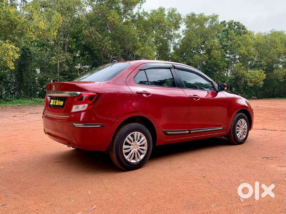 Maruti Suzuki Dzire Vxi Ags, 2022, Petrol
