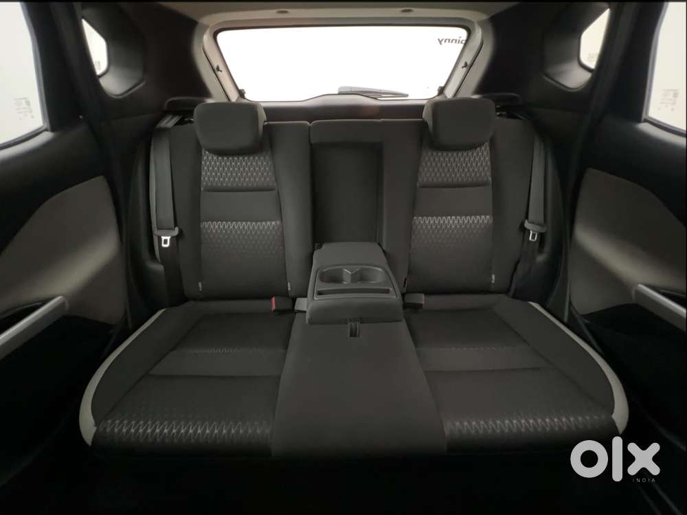 Nissan Magnite 1.0 Xv Turbo Cvt, 2022, Petrol