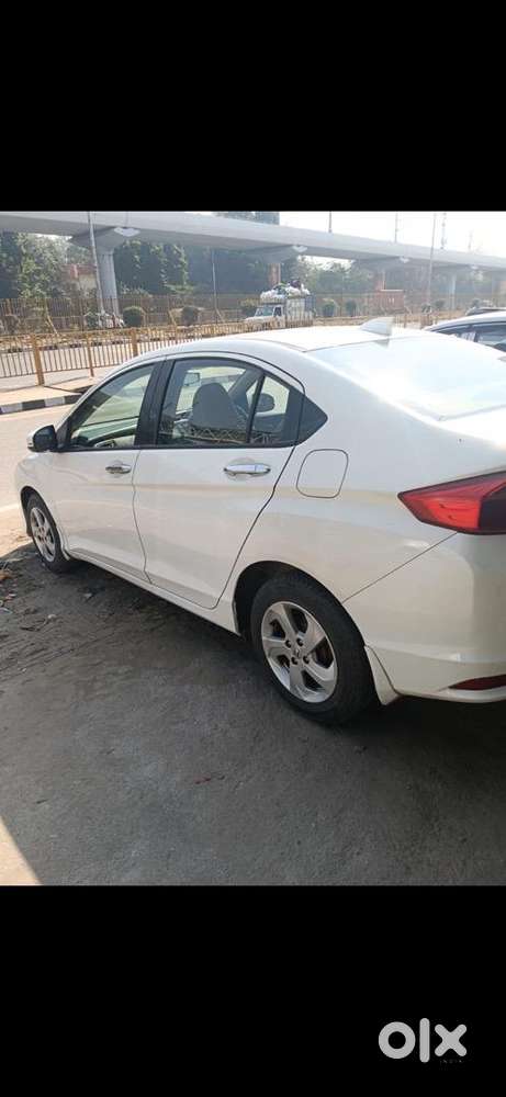 Honda City Hybrid Ehev 2015 Petrol Well Maintained