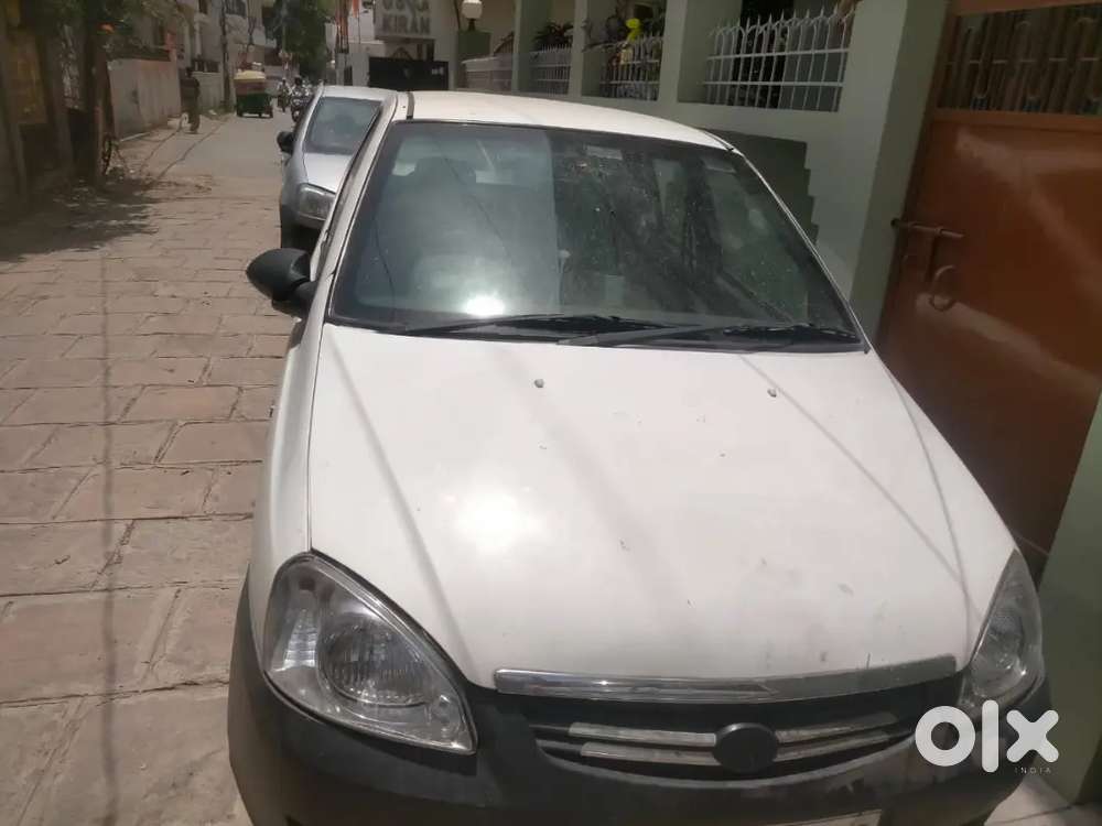 Indica Lxi Car
