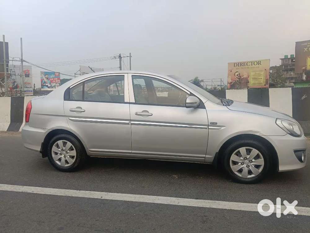 Hyundai Verna 2011