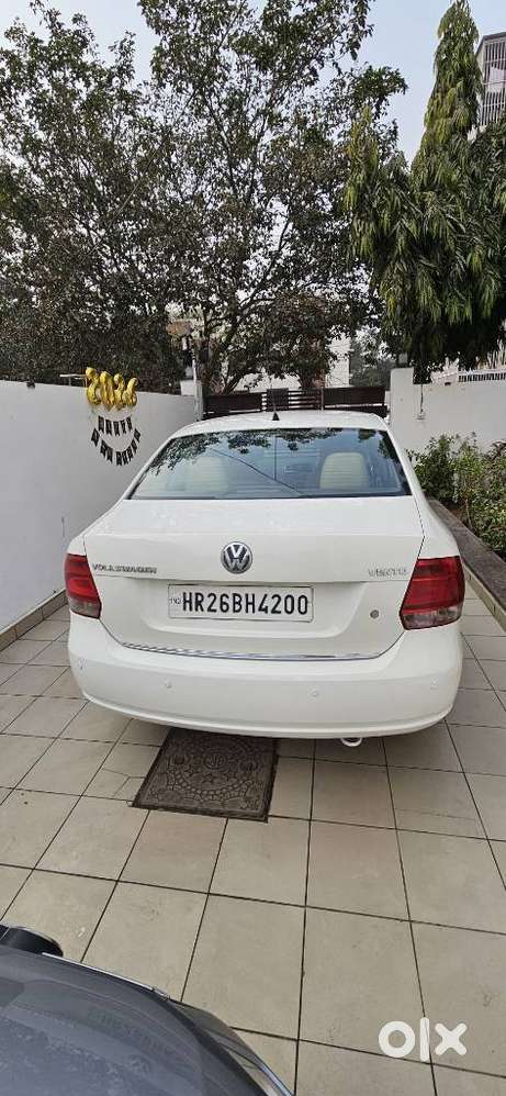 Volkswagen Vento 1.5 Highline Plus At 16 Alloy, 2011, Petrol