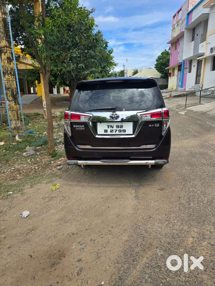 Toyota Innova Crysta 2.4 Diesel Manual 2017