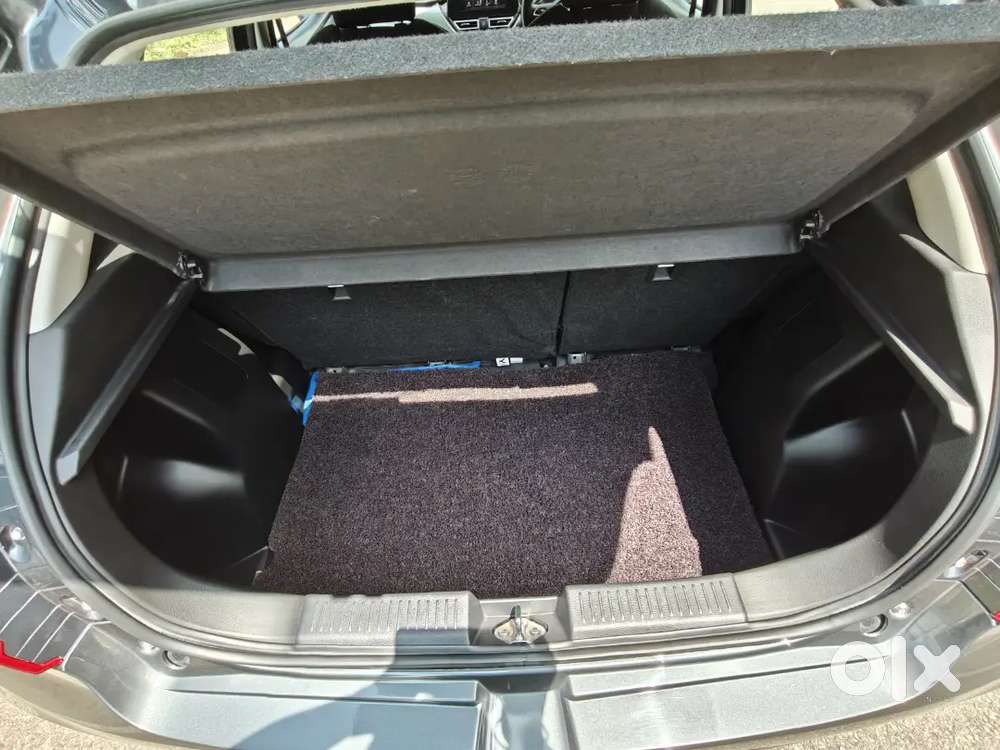 Maruti Suzuki Baleno 1.2 Zeta 2025