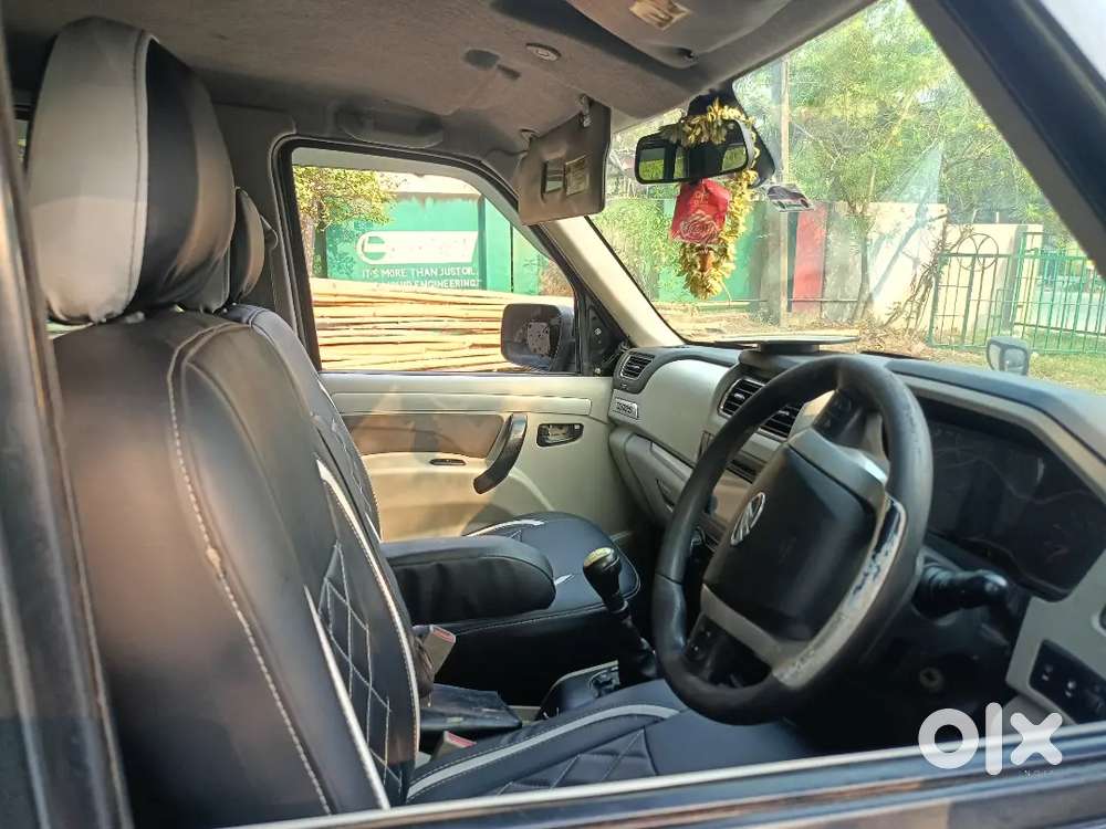 Mahindra Scorpio S10 2015 Classic