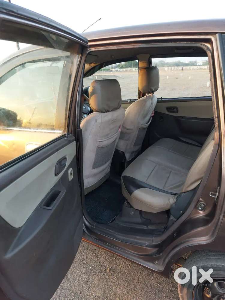 Maruti Suzuki Zen Estilo 2010