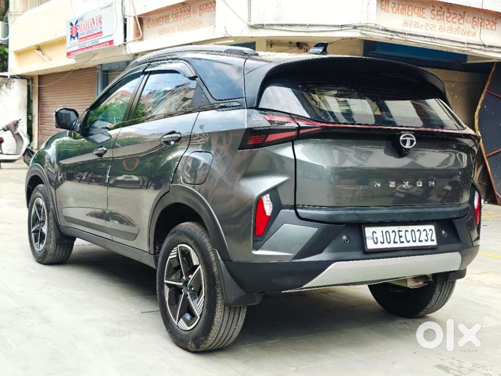 Tata Nexon Fearless 1.2 Revotron Petrol 6 Mt Dt, 2023, Petrol