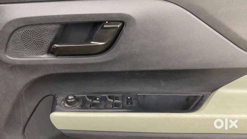 Tata Punch Camo Adventure Mt, 2022, Petrol