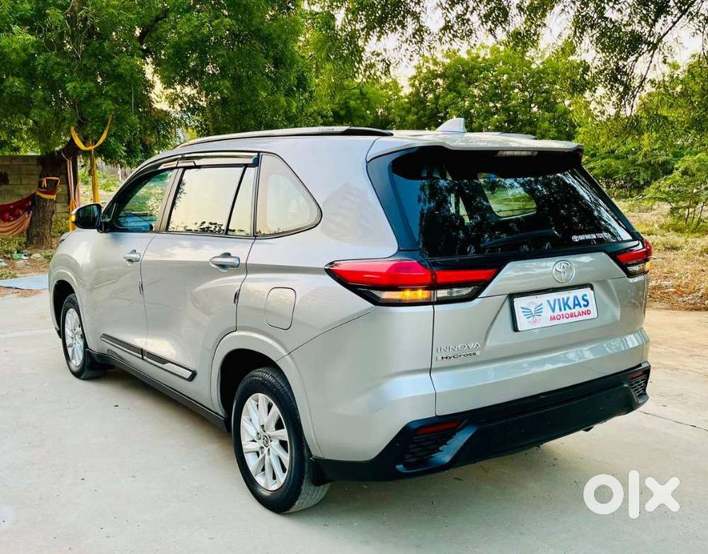 Toyota Innova Hycross 2.0 Gx 7 Str, 2023, Petrol