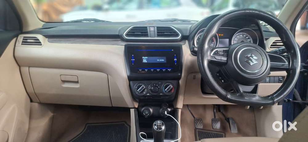 Maruti Suzuki Dzire 1.2 Vxi, 2022, Petrol