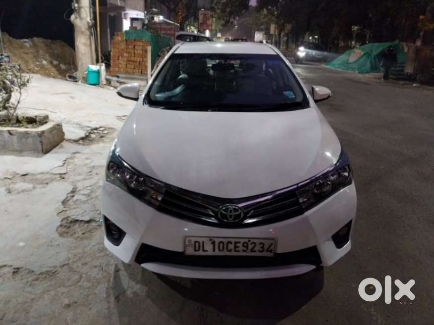 Toyota Corolla Altis 1.8 G Cvt, 2015, Petrol