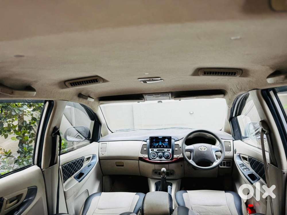 Toyota Innova G4 2013