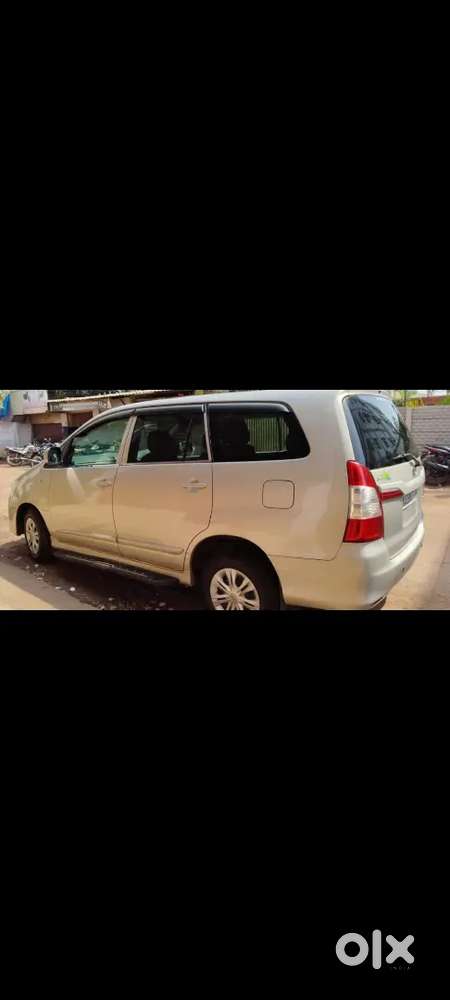 Toyota Innova 2014 Diesel 170000 Km Driven