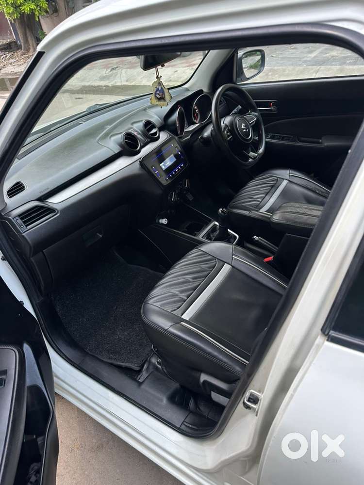 Maruti Suzuki Swift Petrol Manual 2023