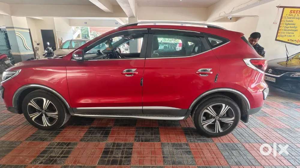 Mg Astor 2023 Petrol 6000 Km Driven