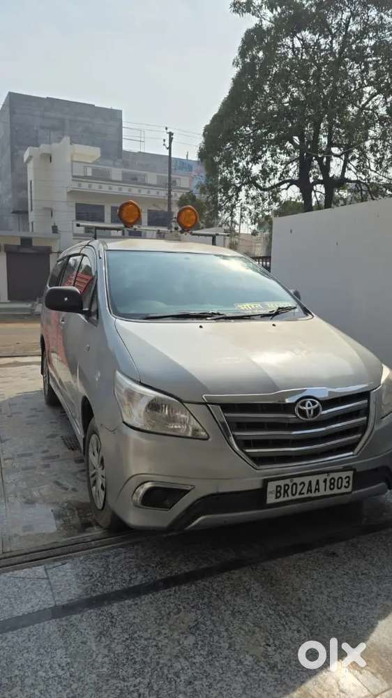 Innova For Sale With New Leatherite Interior And Bucket Seat Cover