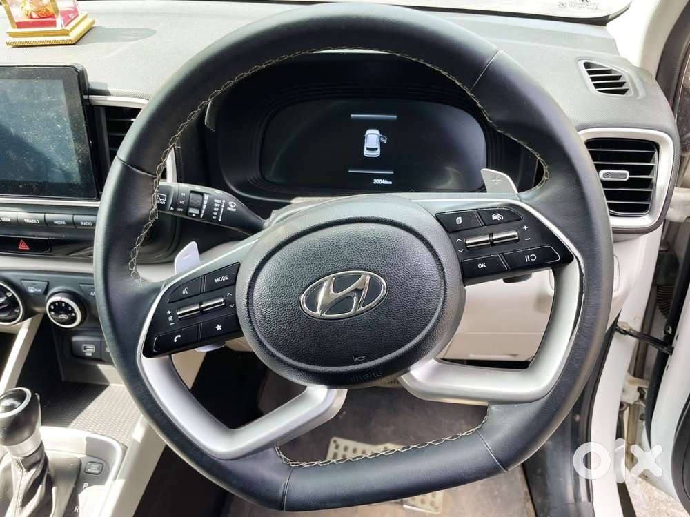 Hyundai Venue 1.2 S (o), 2024, Petrol