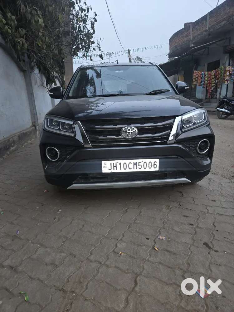 Urban Cruzzar Top Model Showroom Condition