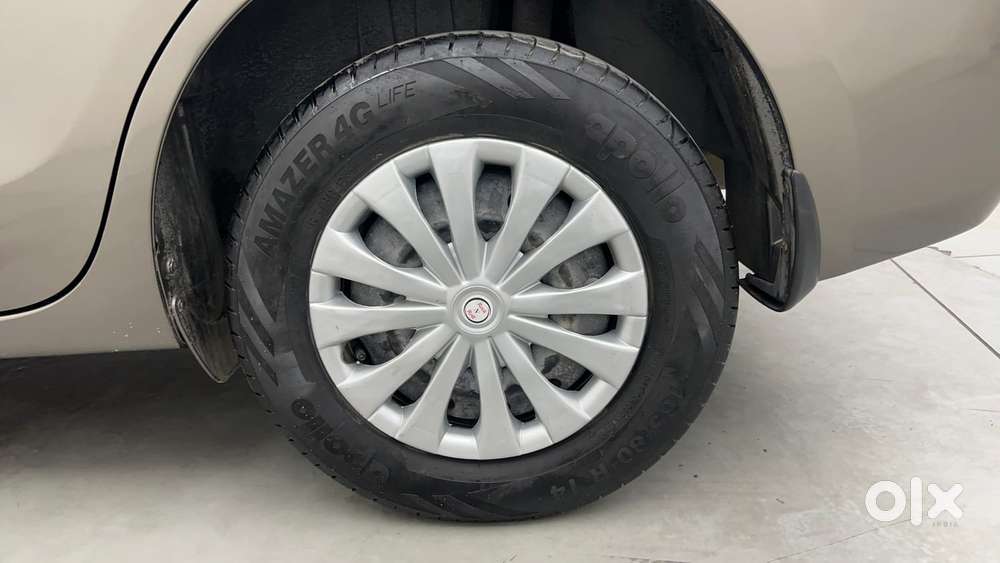 Maruti Suzuki Dzire 1.2 Vxi Amt, 2018, Petrol