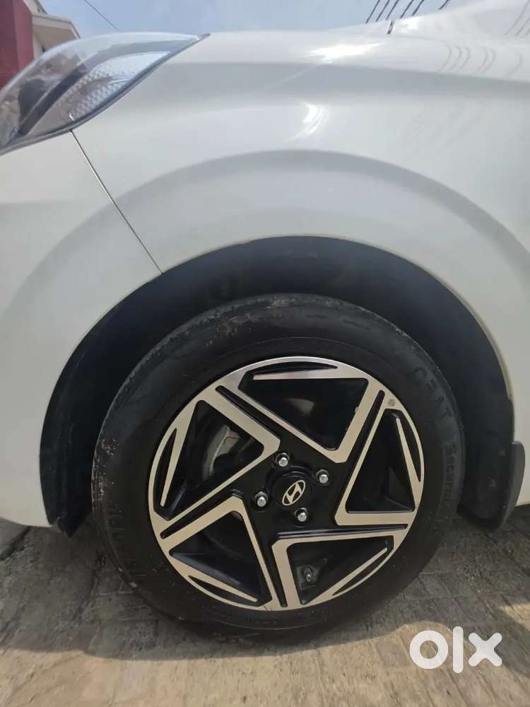Hyundai Grand I10 Nios Sportz Dual Tone 2023