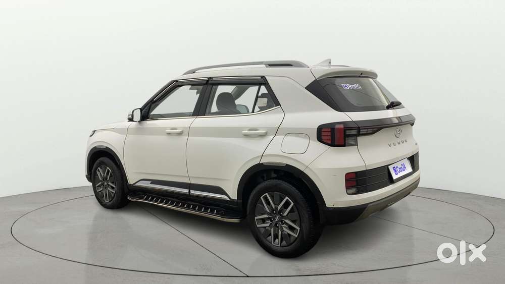Hyundai Venue 1.0 S (o) Turbo Dct, 2022, Petrol