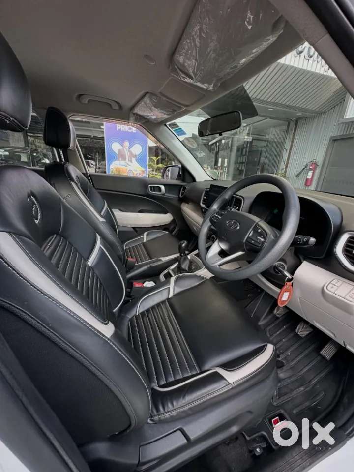 Hyundai Venue S 1.2 Petrol, 2024, Petrol