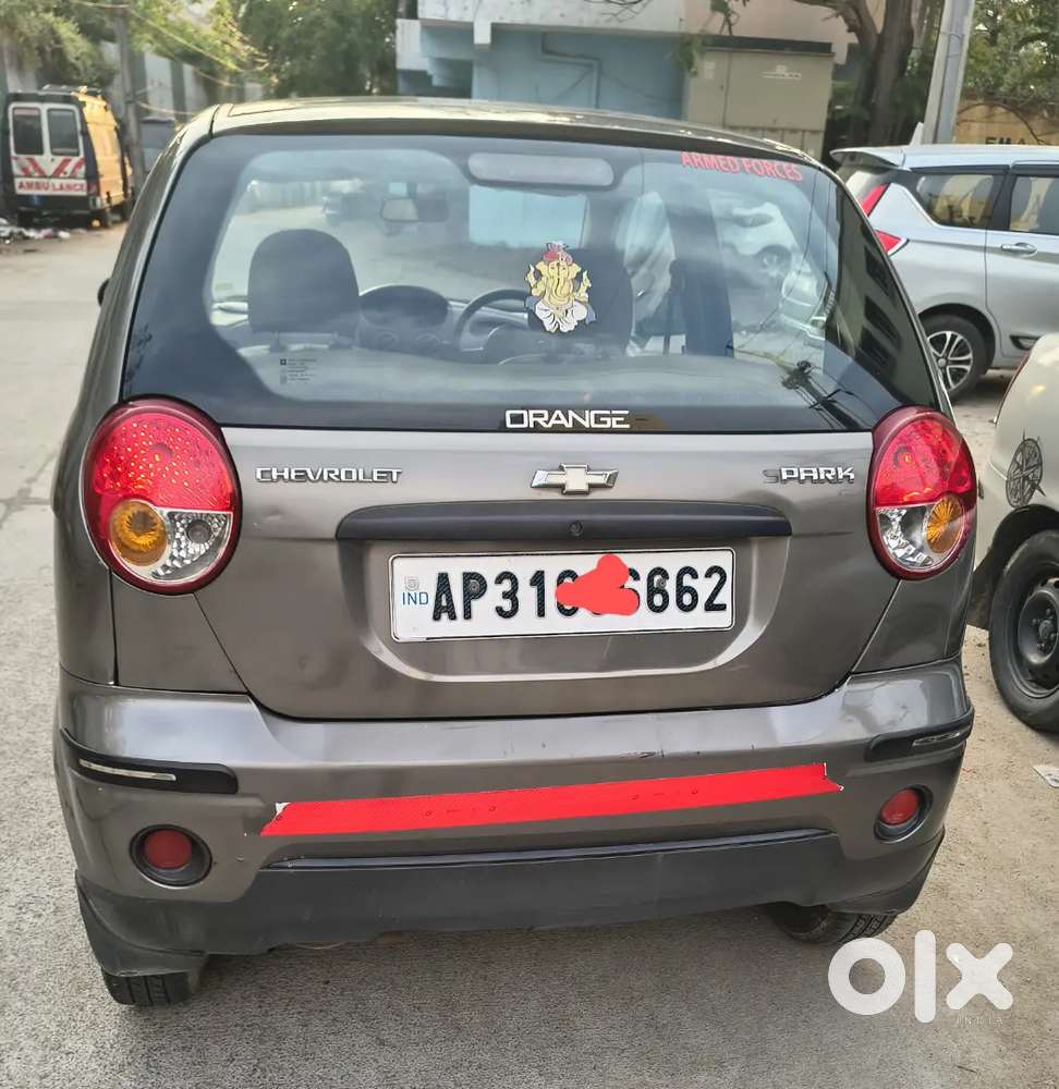 39,000 Kmts Driven Chevrolet Spark Showroom Single Owner