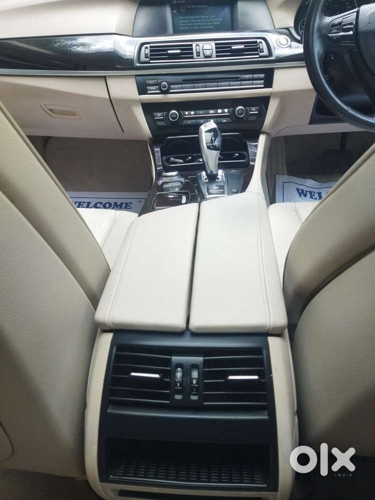 Bmw 5 Series 523i Sedan, 2010, Petrol