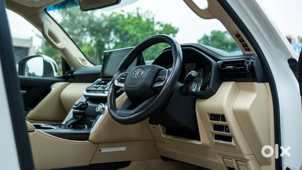 Toyota Land Cruiser 3.3 Zx Diesel, 2023, Diesel