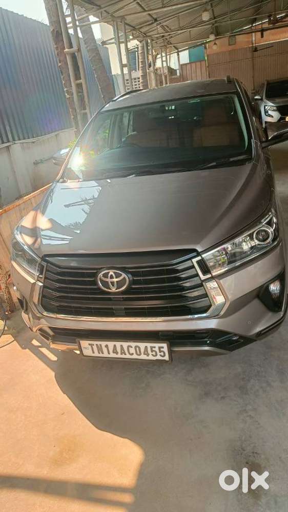 Toyota Innova Crysta