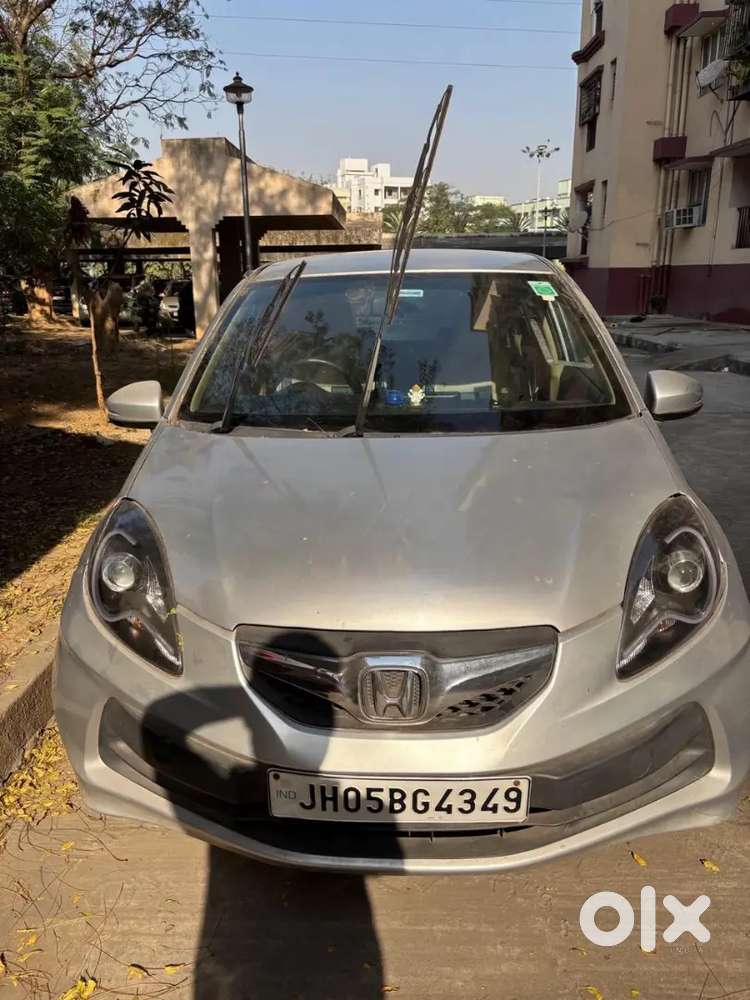 Honda Brio 2016 Petrol Well Maintained Automatic